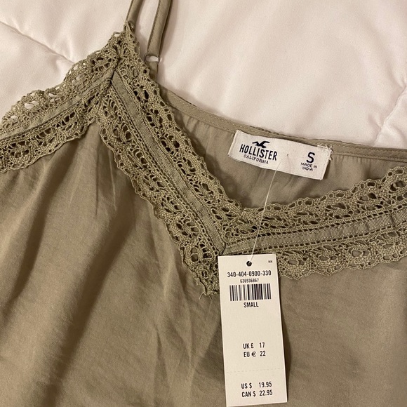 NWT silky lace tank - Picture 2 of 4